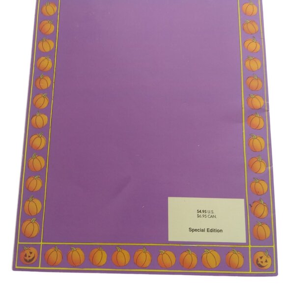 Winnie the Pooh's Halloween Paperback Book 1993 Special Edition Bruce Talkington - Picture 2 of 8